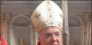 Incredibile intervista a Mons. Viganò fa tremare i palazzi del potere. “Fuori dal Coro” la chiede ma poi non la trasmette. Avranno ricevuto pressioni o minacce di chiusura dalla Massoneria ecclesiastica?
